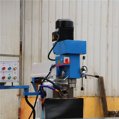 Processamento de aço do metal da máquina de trituração da perfuração ZX6332