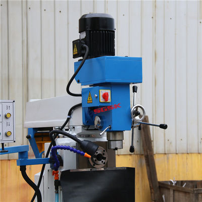 Processamento de aço do metal da máquina de trituração da perfuração ZX6332